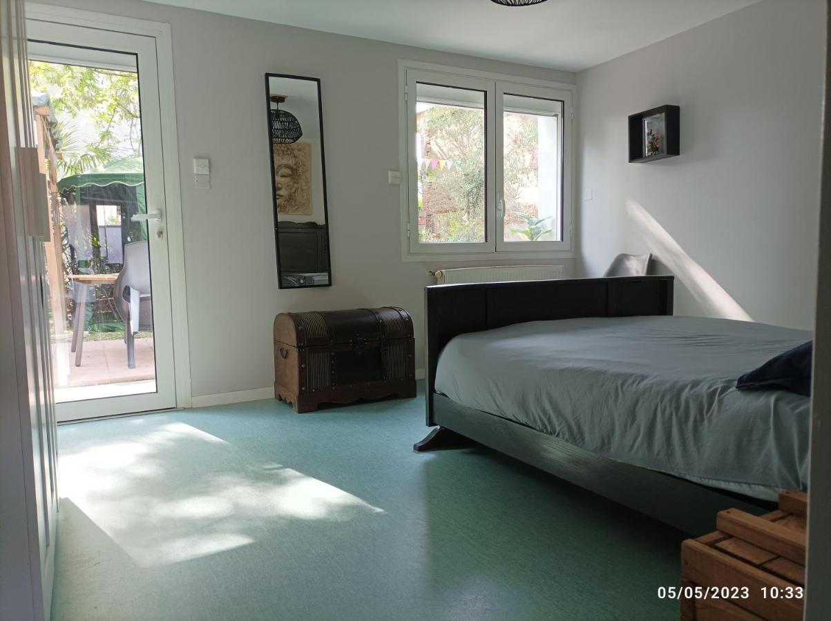 La Cahute, Appartement T2 Avec Jardin Ou Appartement Familial T6 Montauban Exterior foto